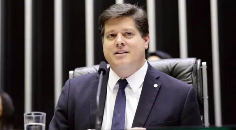 Sem apoio tucano a Tebet, MDB diz que também não há acerto sobre Tasso como vice