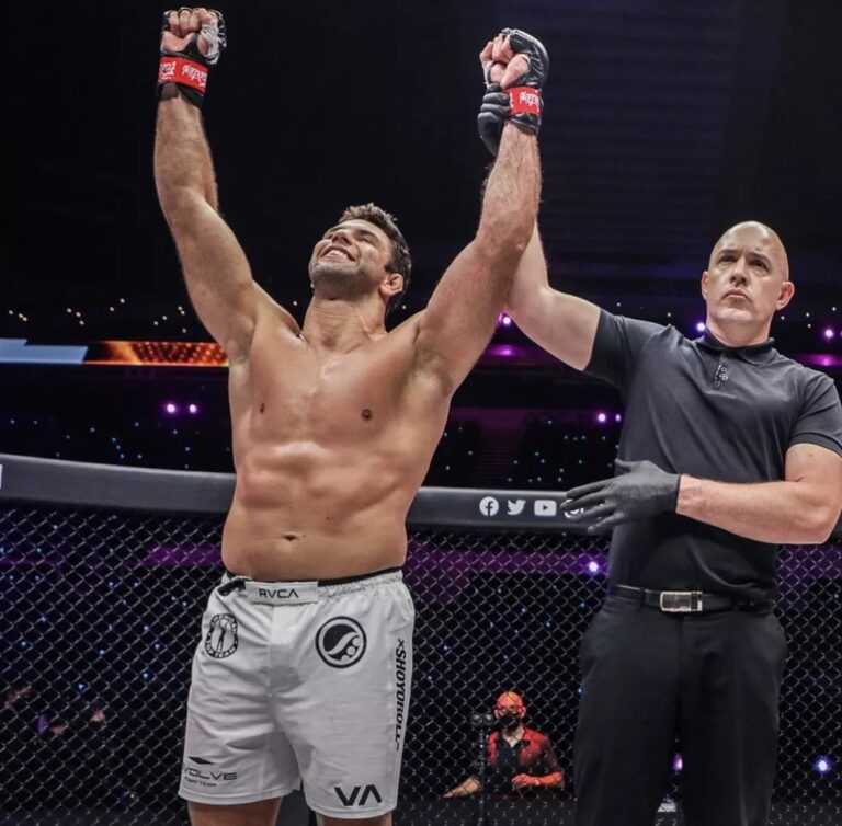 Marcus Buchecha comemora terceira vitória no MMA