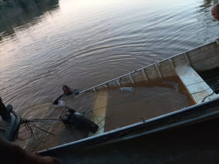 Vídeo mostra lancha de Bruno e Dom sendo retirada do fundo de rio