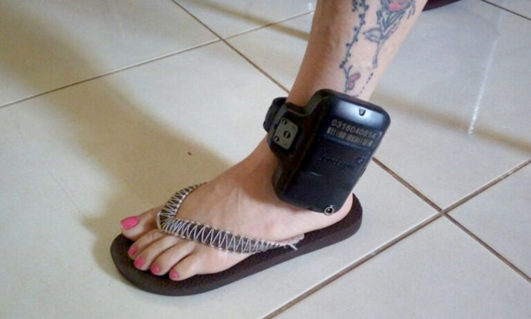 Reeducanda de Sena que frequentava boca de fumo sem autorização volta ao regime fechado