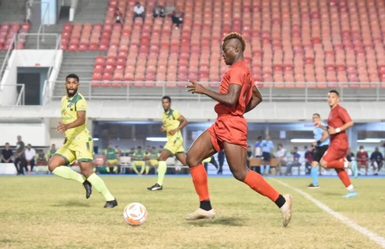 Lateral-esquerdo do Rio Branco-AC é convocado para seleção nigeriana