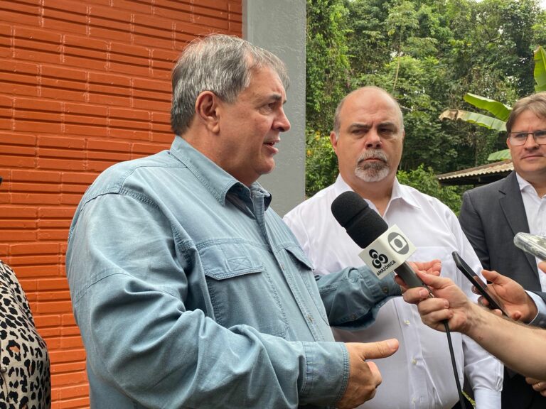 Ministro de Bolsonaro diz que Governo investe pouco em tecnologia no Acre e justifica corte no orçamento