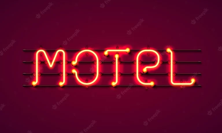 Farra de casais em motel no AC foi regada a cerveja, champanhe e fuga de “Pimbão”; veja detalhes