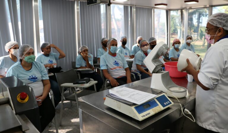 Caravana do Desenvolvimento tem início em Senador Guiomard; confira