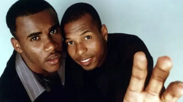 ‘Fui lá e era meu mano’: Como Buchecha soube da morte de Claudinho em 2002