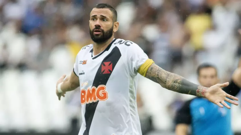 Leandro Castan, ex-Corinthians e Vasco, anuncia aposentadoria