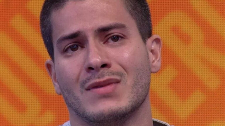 Arthur Aguiar, campeão do BBB22, recebe diagnóstico, faz cirurgia às pressas e estado de saúde espanta: “Bem mal”