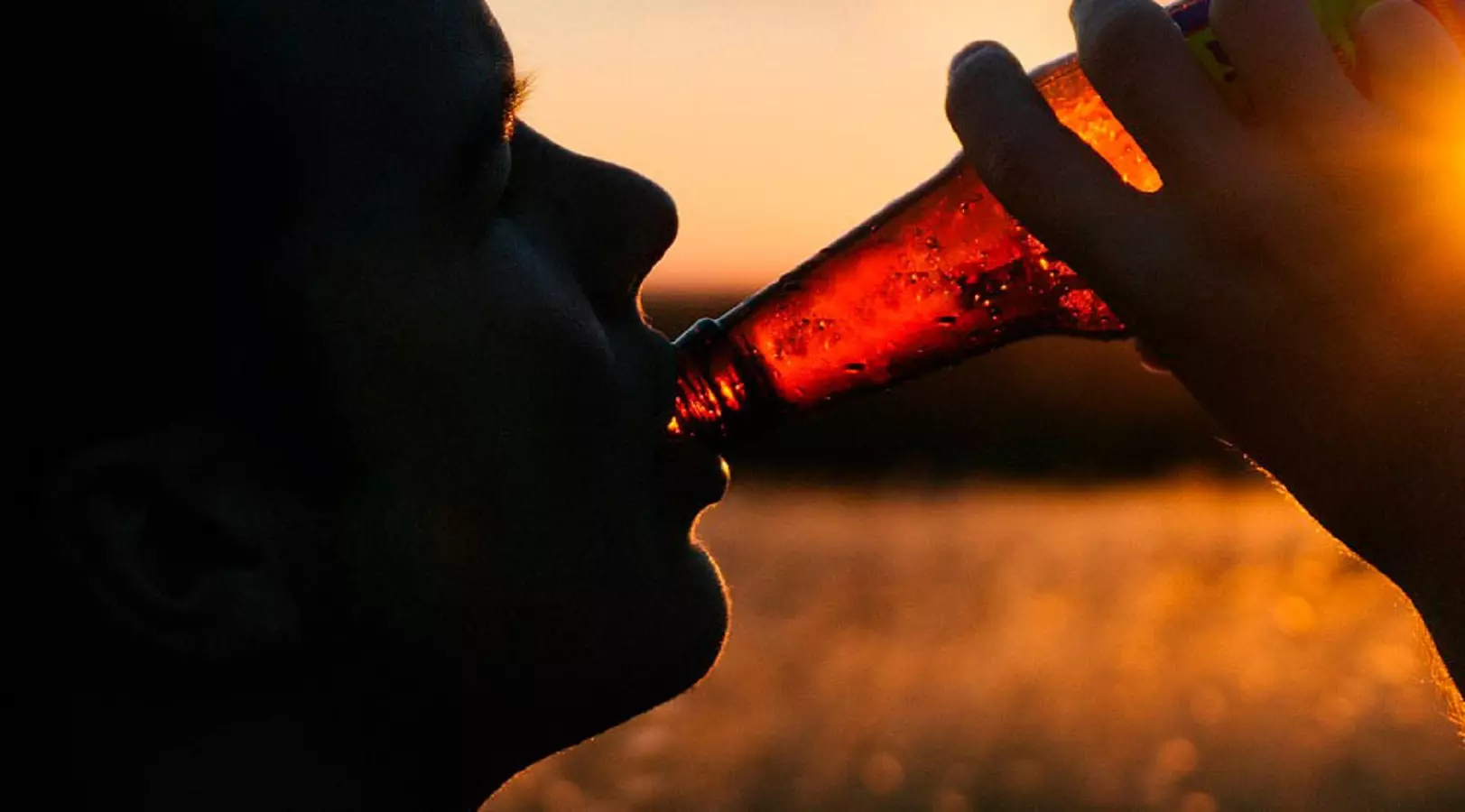 Mais de 50% dos estudantes do 9º ano em Rio Branco já experimentaram álcool, diz IBGE