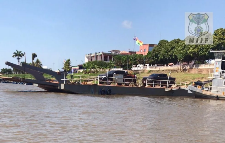 Polícia de Rondônia recupera caminhonete roubada no AC e levada para Bolívia