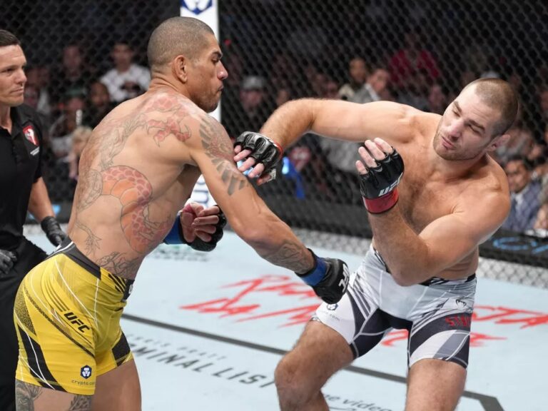 Vídeos do UFC: assista ao nocaute brutal de Alex Poatan