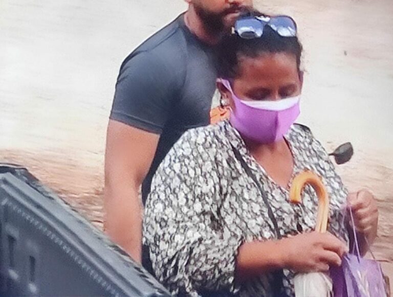 Mulher acusada de matar vizinha com 12 facadas é presa no AC; ela teria esquizofrenia