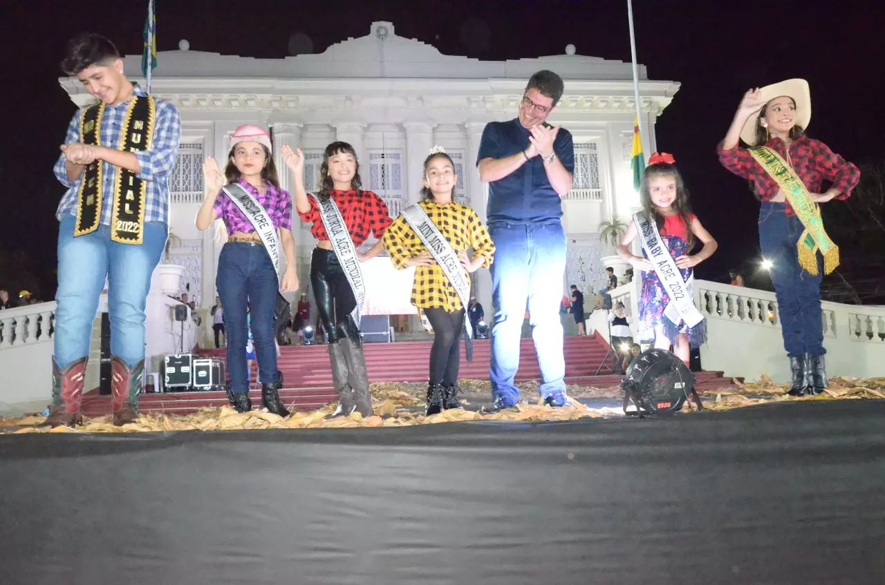 Concurso da Rainha do Rodeio chega a etapa final com grande evento e vencedora do Alto Acre
