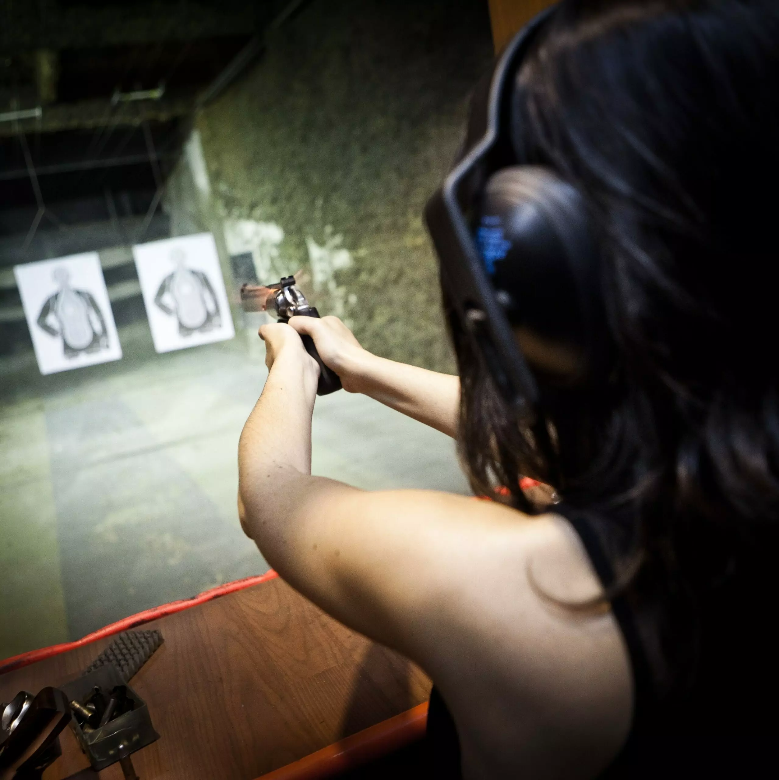 Gladson revoga lei que concedia porte de arma a atiradores desportivos no Acre