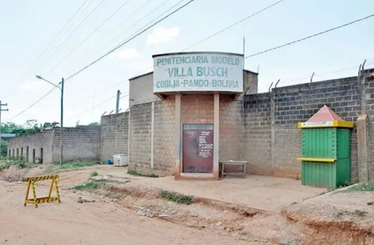 Brasileiro preso em Cobija sofre com espancamentos e família é extorquida