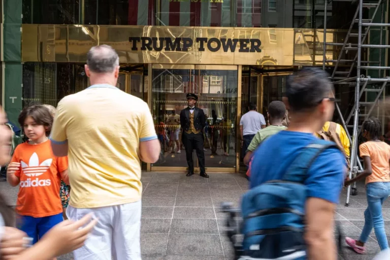 Donald Trump está sob investigação por violar Lei de Espionagem, mostra mandado