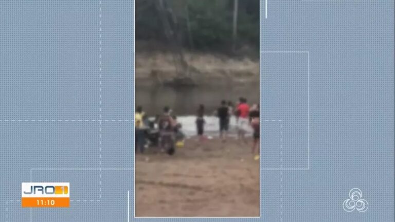 Mulher morre ao ser esfaqueada por desconhecido em praia de rio