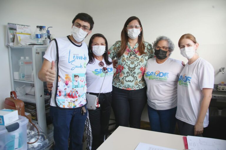 População de Acrelândia recebe serviços do programa Saúde Itinerante