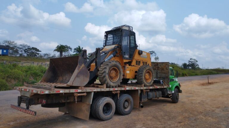 Avaliada em 700 mil, máquina pesada furtada de Rio Branco é recuperada pelo 8º BPM