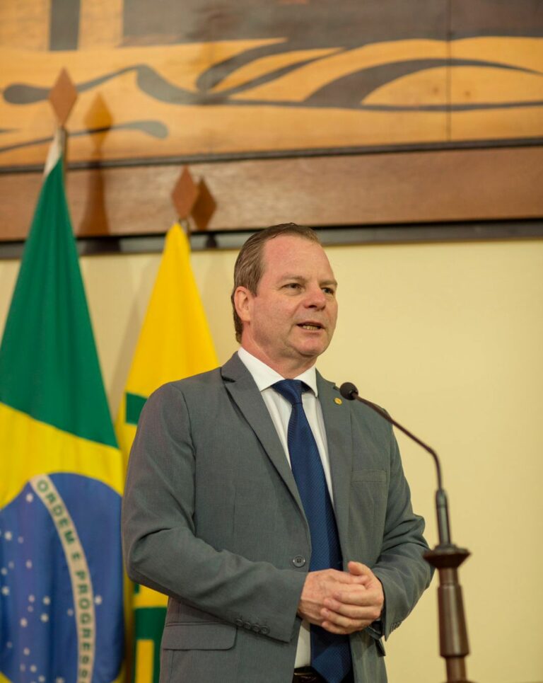 Pedro Longo comemora sucesso da Expoacre 2022 em discurso na Aleac