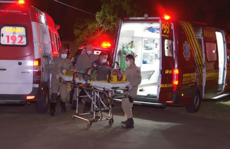 Homem sofre traumatismo craniano ao ser agredido com pedradas na cabeça