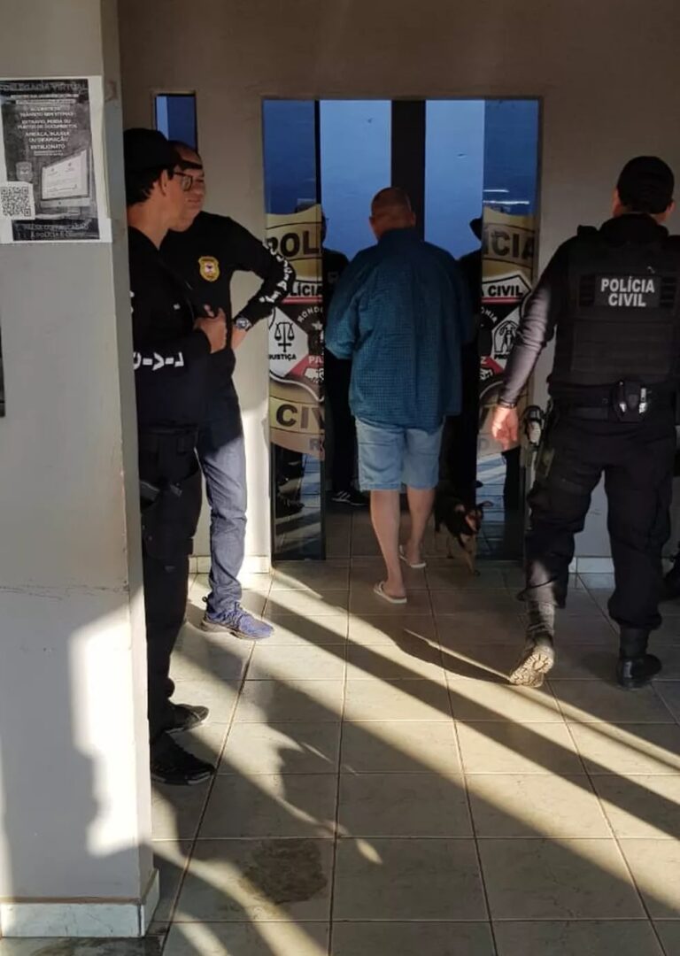 Filho que tentou roubar R$ 400 mil da mãe é preso