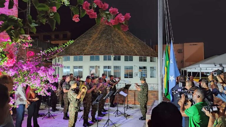 Novenário de Nossa Senhora da Glória movimenta fé e economia em Cruzeiro do Sul