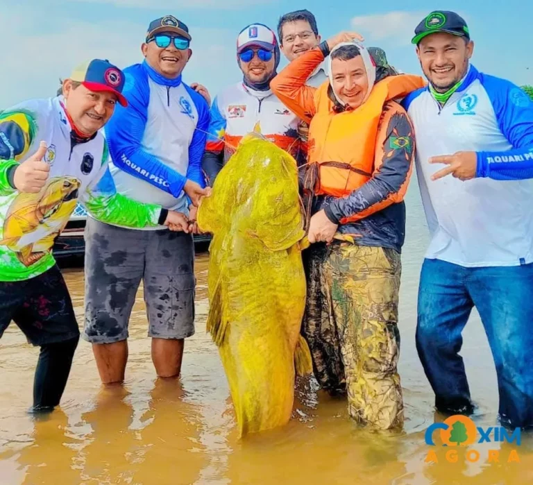 Vídeo: pescador fisga pacu ‘entalado’ em boca de jaú gigante de 90kg e 1,60m