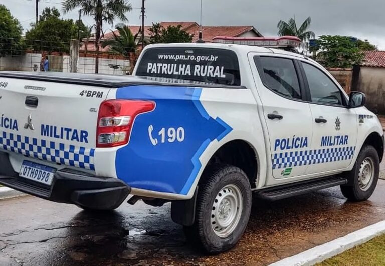 Enteado quebra a perna do padrasto com machado por não poder pegar moto