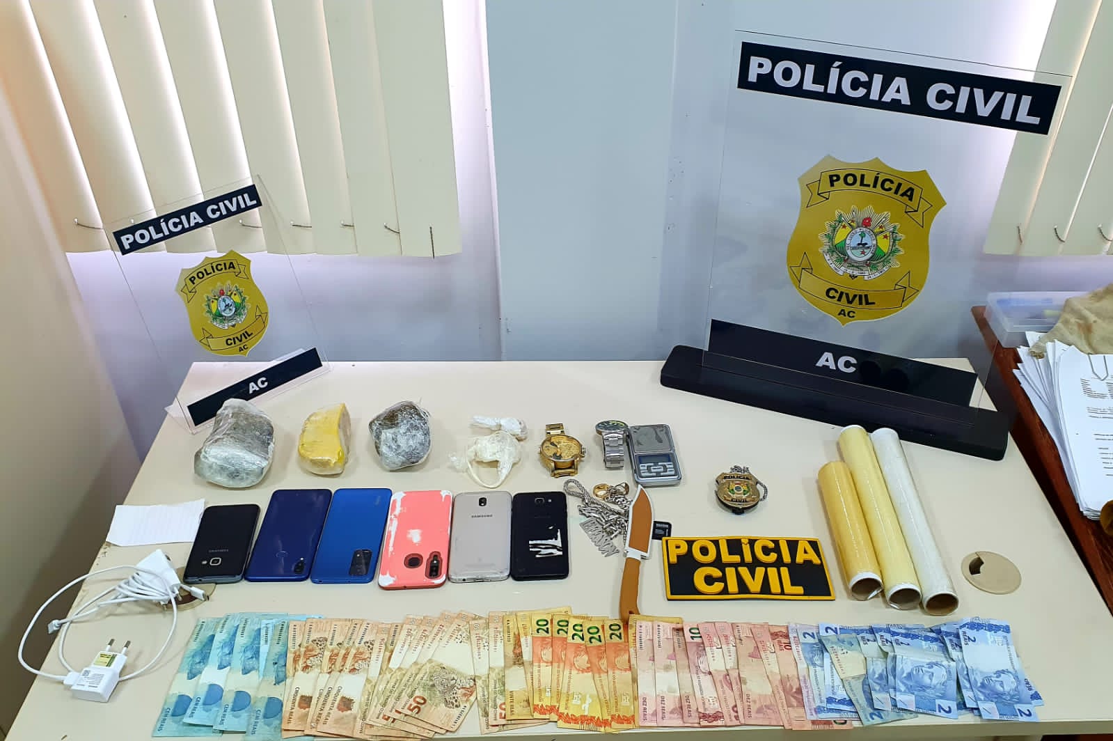 Crime em família: Polícia prende tia e sobrinho por receptação e tráfico de drogas no Acre