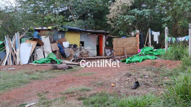 Mulher é encontrada morta dentro de casebre em Rio Branco