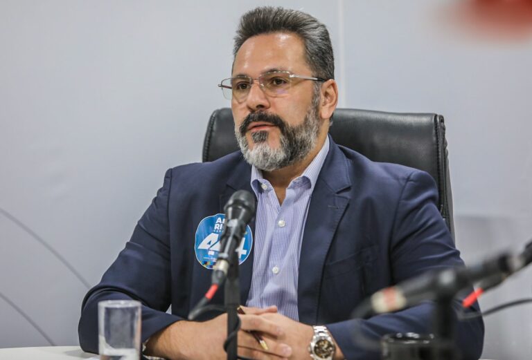 Pesquisa Fieac: Alan Rick é o candidato favorito ao Senado com 29,1%
