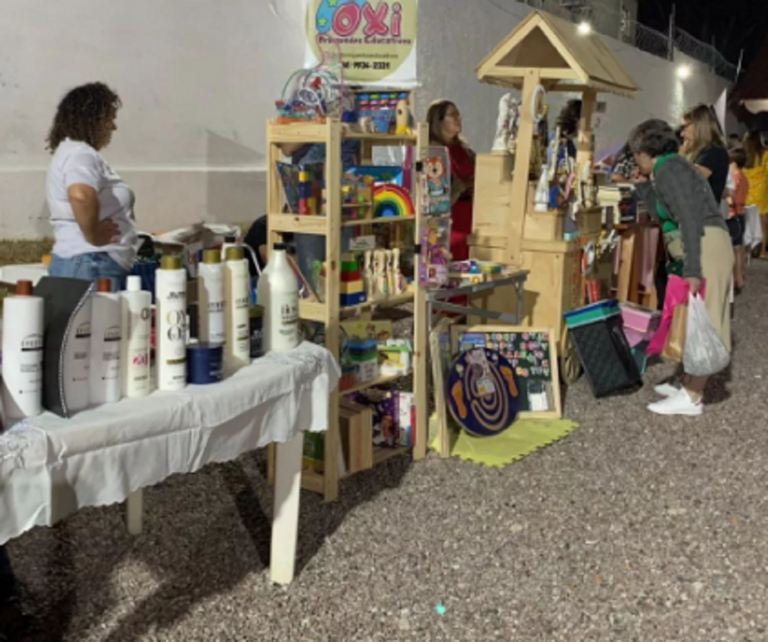 Garimparty: Coletivo Brechós realiza 9º edição da feira com apresentações culturais