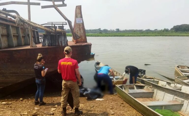 Corpo em avançado estágio de decomposição é encontrado no rio