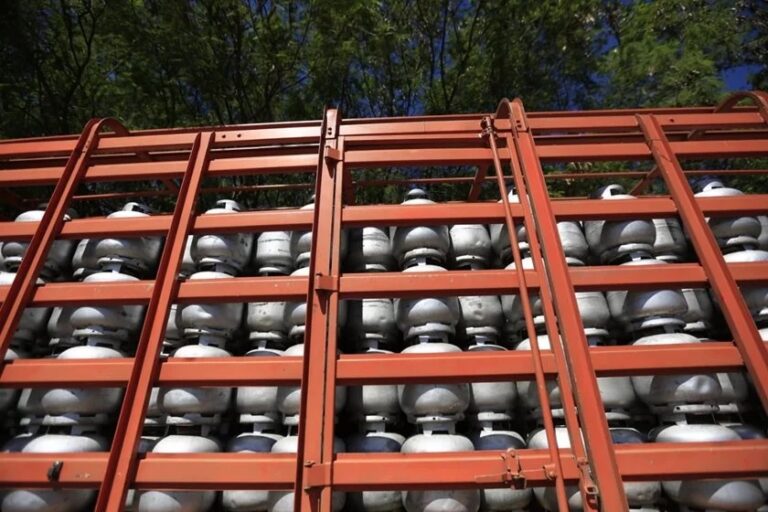 Com nova alíquota de ICMS, Acre tem menor alta no preço do botijão de gás, diz Folha