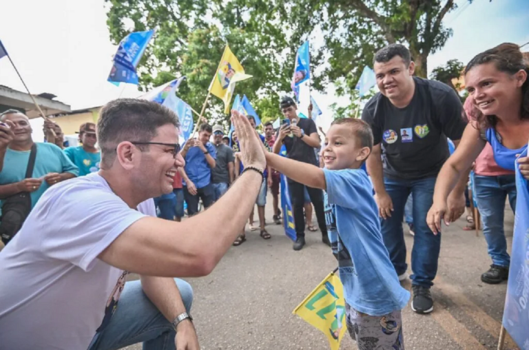 “Você será lembrado para sempre por nós”, diz morador de Xapuri a Gladson