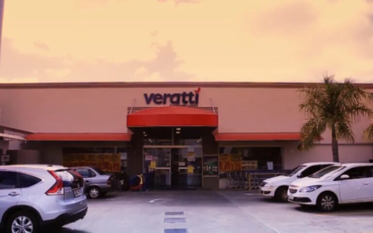 Idosa deve ser indenizada em R$ 8 mil após cair e quebrar o joelho; entenda