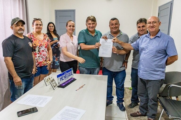 Prefeitura e Governo do Estado firmam compromisso por melhorias do Ramal da Onça