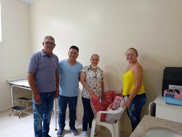 Crianças internadas nas UPAs de Rio Branco receberam presentes em comemoração ao 12 de outubro