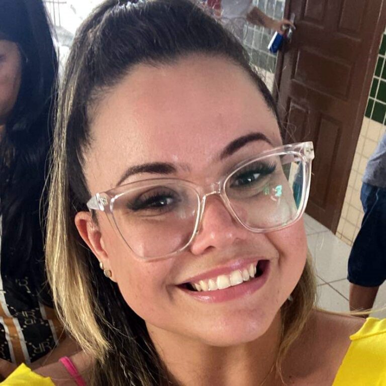 Só alegria! Michelle Melo esbanja felicidade na web após vitória; veja mais na coluna da Beth