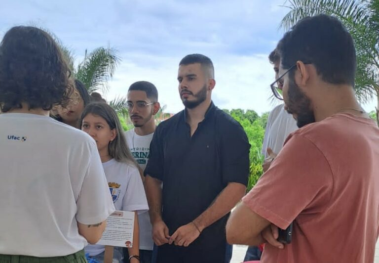 Semsa participa de atividades do Projeto de Extensão Universo Vet da Ufac