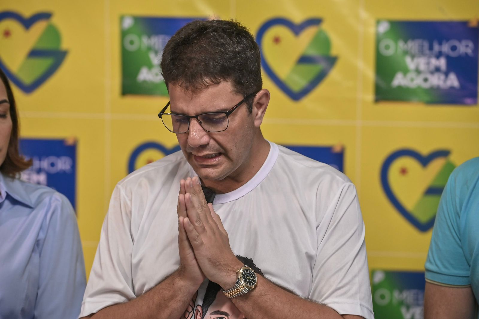 Gladson homenageia jovem que morreu durante carreata: “Minha responsabilidade triplica”