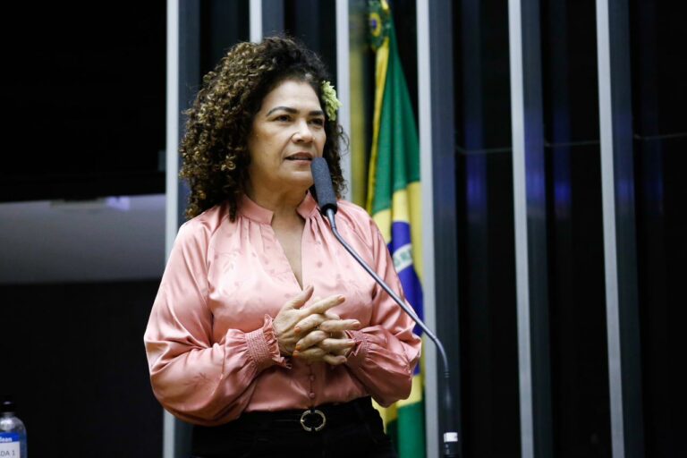 Projeto de deputada do Acre que garante indenização para ex-guardas da Sucam