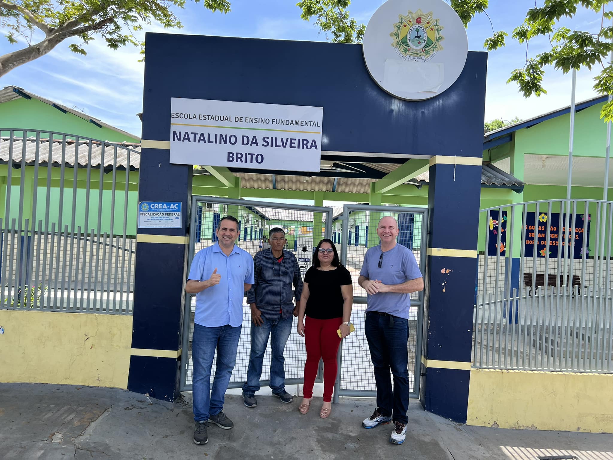 Deputado Gehlen Diniz visita escolas beneficiadas com consultórios odontológicos