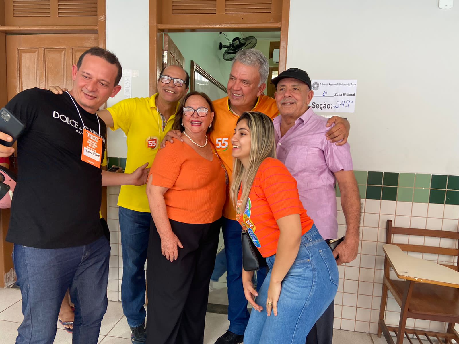 Vanda Milani vota no bairro Quinze: “Fizemos uma campanha inclusiva e popular”
