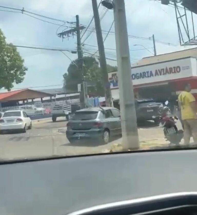 VÍDEO: internautas do ContilNet denunciam derramamento de santinhos em Rio Branco