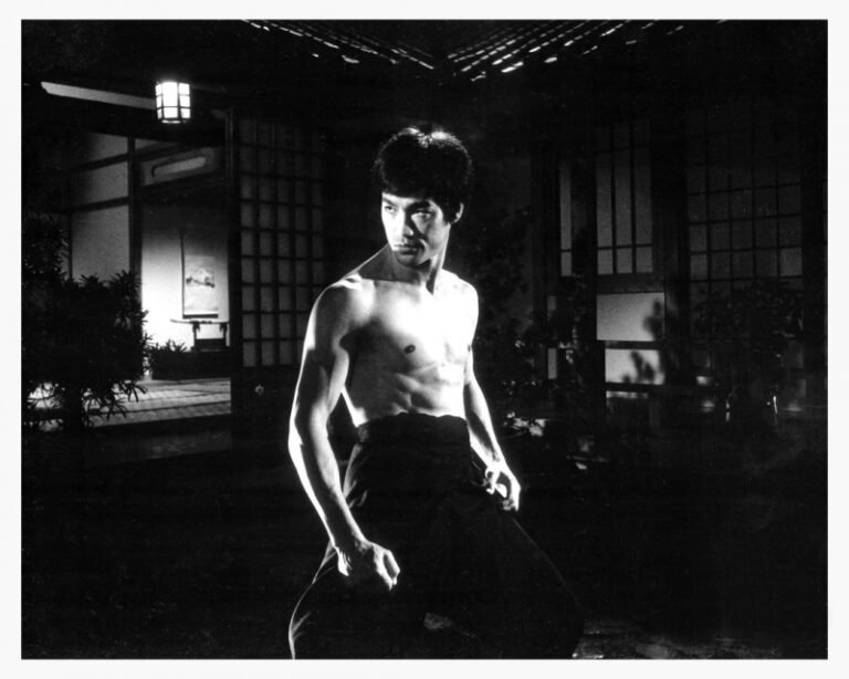 No dia em que Bruce Lee faria 82 anos, veja 8 curiosidades sobre o ‘rei dragão’