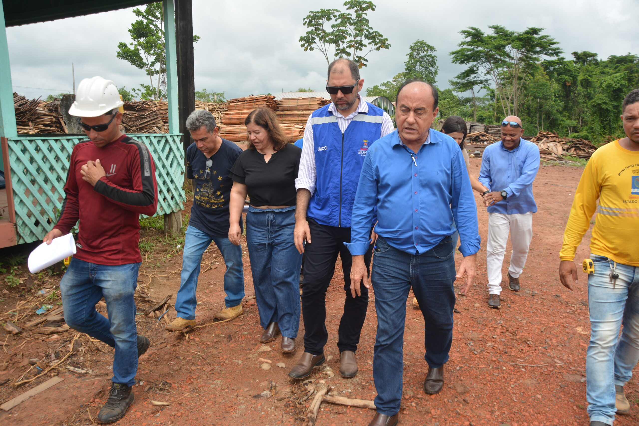 Prefeito de Rio Branco acompanha andamento do projeto 1.001 Dignidades