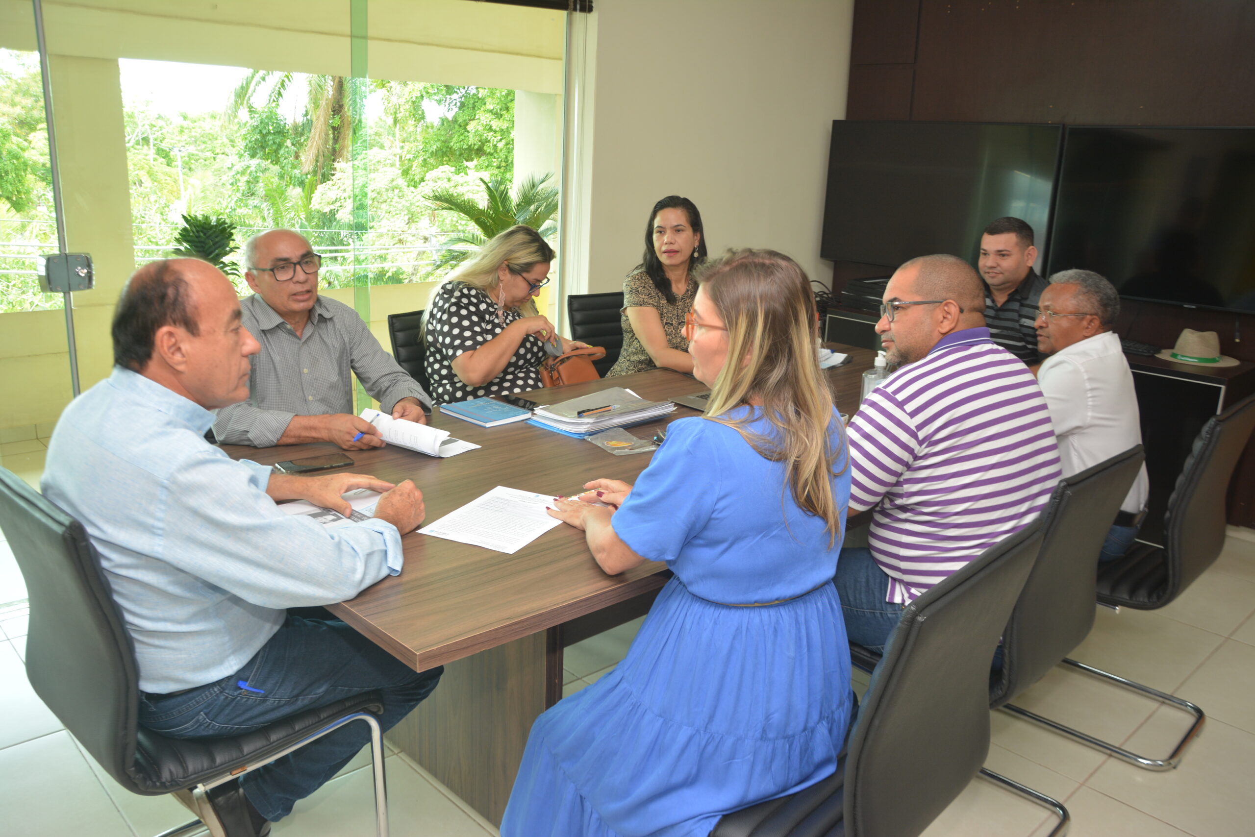 Prefeito se reúne com equipe para dar início ao Prêmio Bacurau em Direitos Humanos