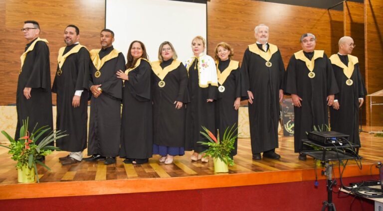 No Dia nacional da Cultura, Academia Acreana de Letras empossa dez imortais