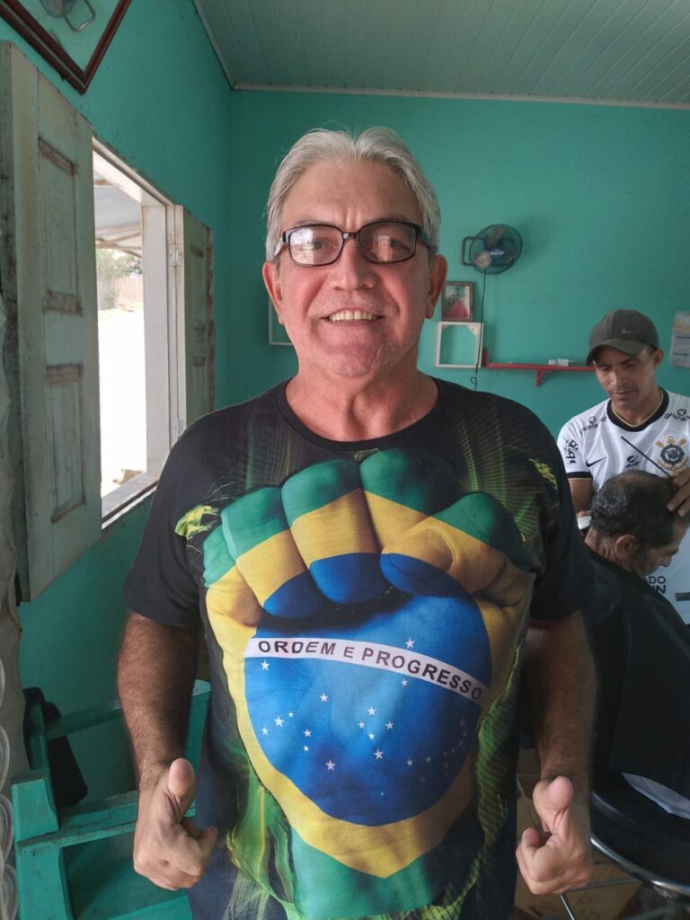 Acreano chama bolsonaristas para “abrir o bucho dos comunistas com punhal de mola de fusca”